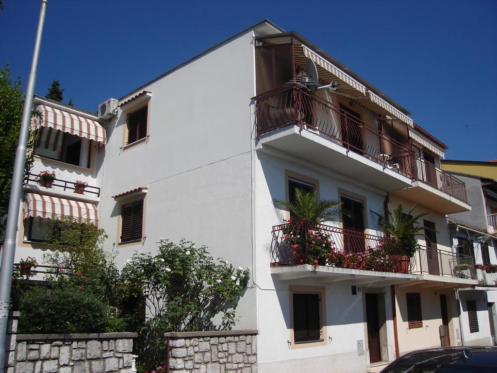 Apartment Tea Katnic Crikvenica Bagian luar foto